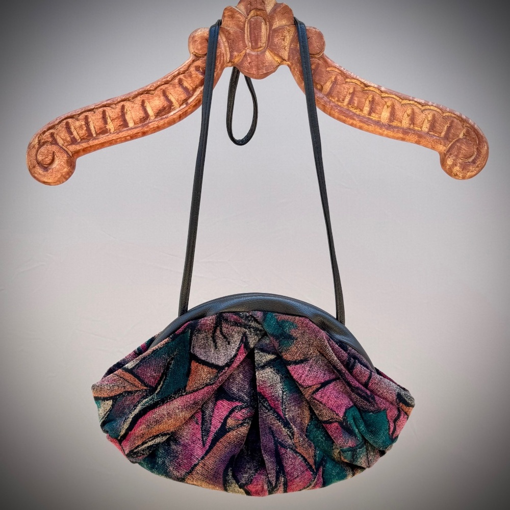 Patterrned Velvet Purse